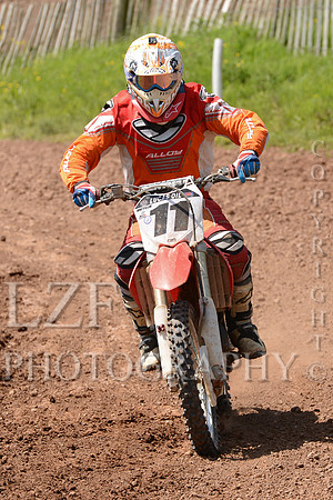 Hampshire Motocross Club Event Yarley Solo Portrait 11