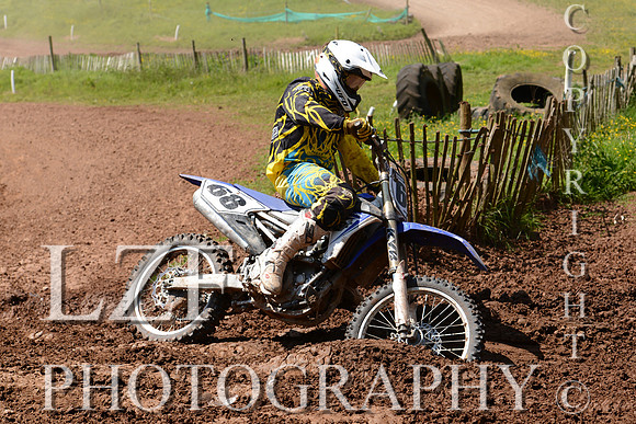 Hampshire Motocross Club Event Yarley Solo 68d
