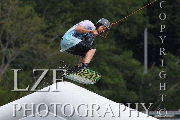 Wakebaording - The Beast