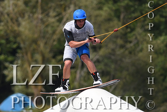 Wakebaording - The Beast