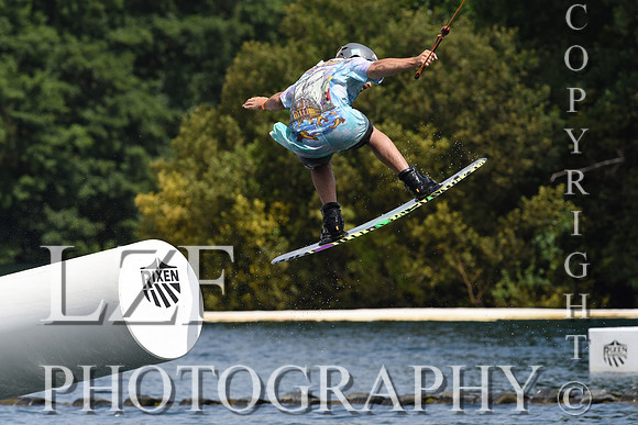 Wakeboarding Cannon