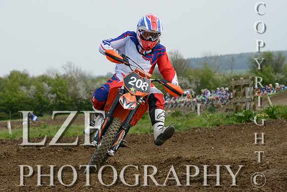 Hampshire Motocross club Event Grittenham Solo 208c