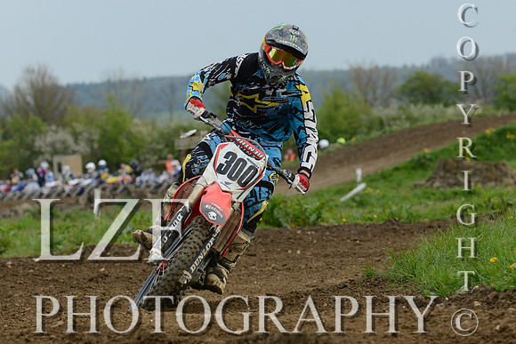 Hampshire Motocross club Event Grittenham Solo 300