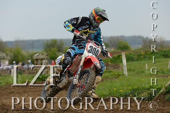 Hampshire Motocross club Event Grittenham Solo 300c