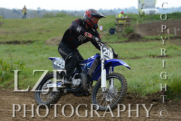 Hampshire Motocross club Event Grittenham Solo 209b
