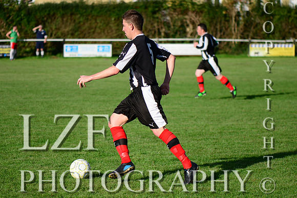 Malmesbury Victoria FC vs Clanfield 85 FC