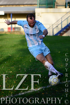 Carterton FC vs  Clanfield 85 FC