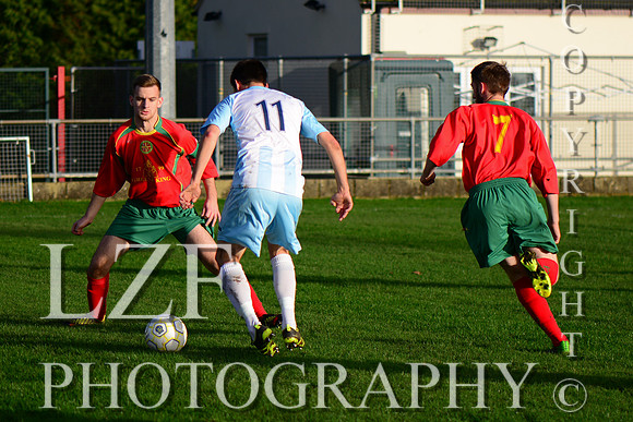 Carterton FC vs  Clanfield 85 FC