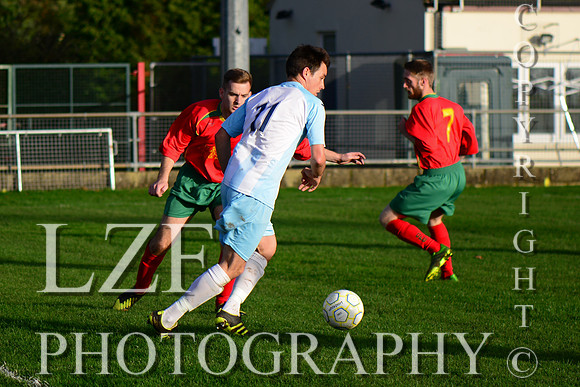 Carterton FC vs  Clanfield 85 FC